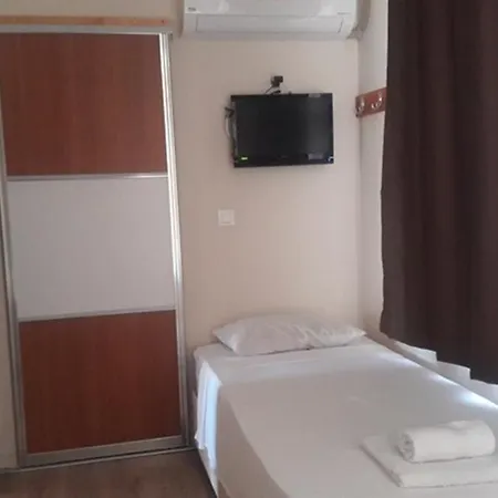 Camlaraltipansiyon Homestay