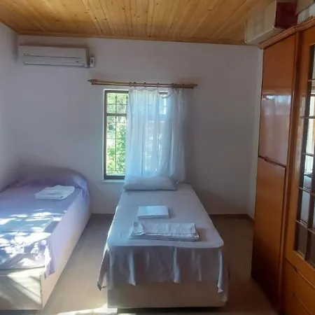 Homestay Camlaraltipansiyon